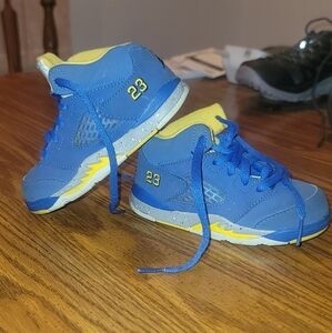 Size 8c Nike air jordan 5 retro Laneys.